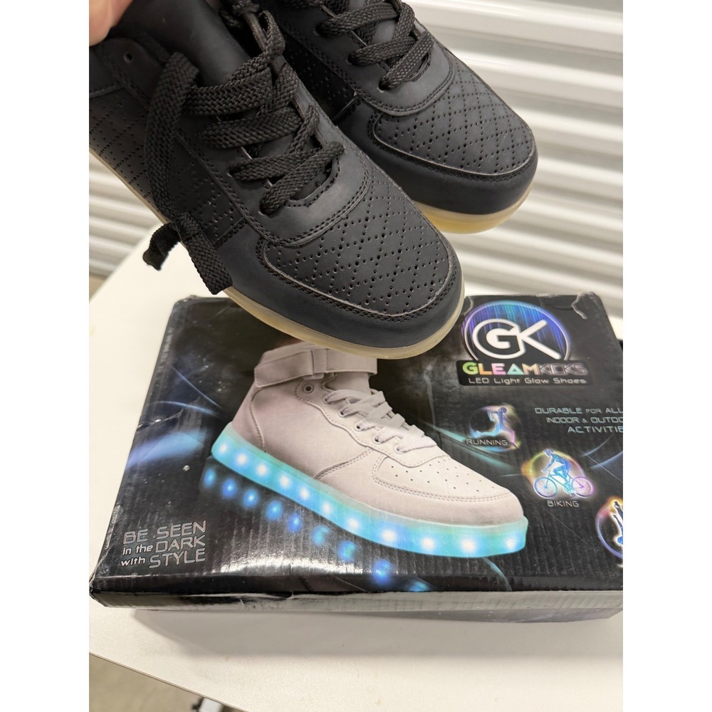 GleamKicks Men 9.5 LED Light Up Sneakers Black Low Top Glow Shoes with USB Cable